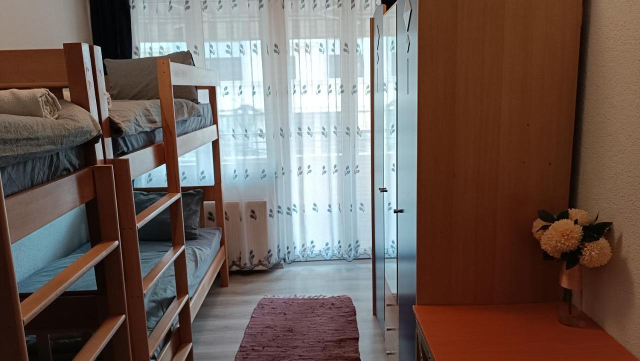 City Park Apartments Приштина Экстерьер фото